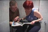 Mutter und Sohn ficken im Bad